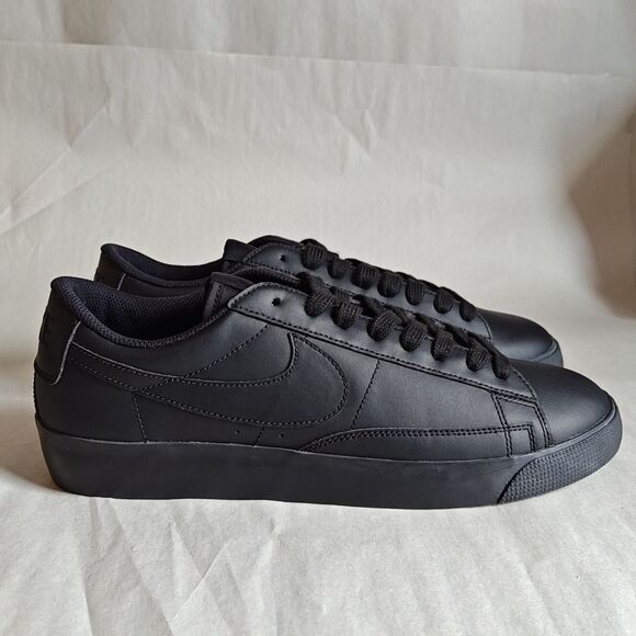 Rare Nike Blazer Low Top Black Leather Skate SB Shoe Men's Size 9 2017 SAMPLE - Picture 2 of 10